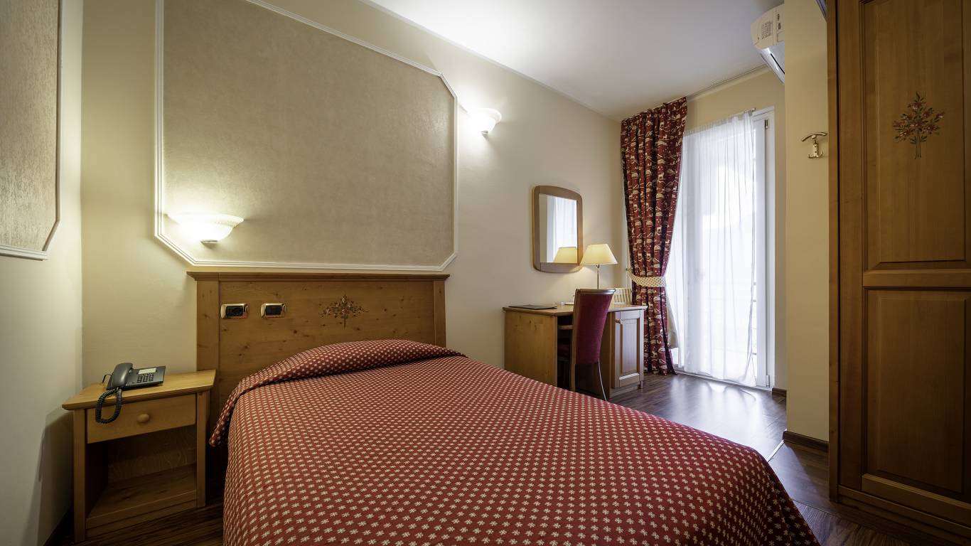 Hotel-Elena-Saint-Vincent-2020-single-room-I4A3553